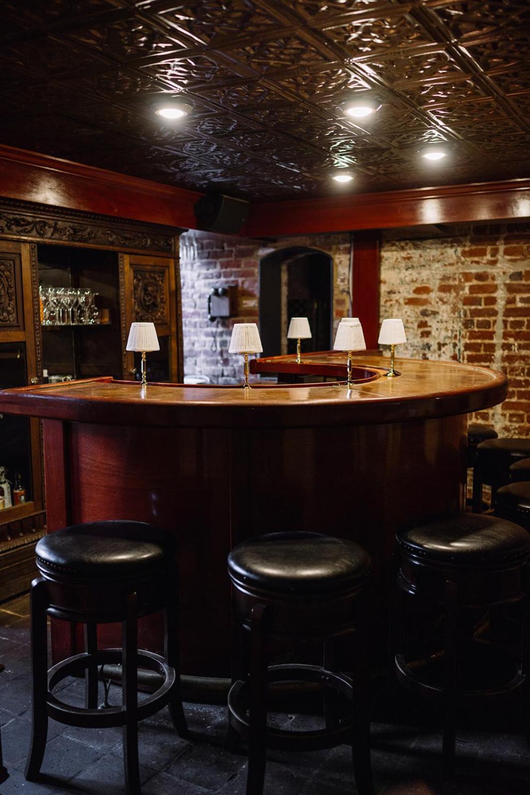 Ironclad Inn And Bourbon Room Fredericksburg Exterior foto